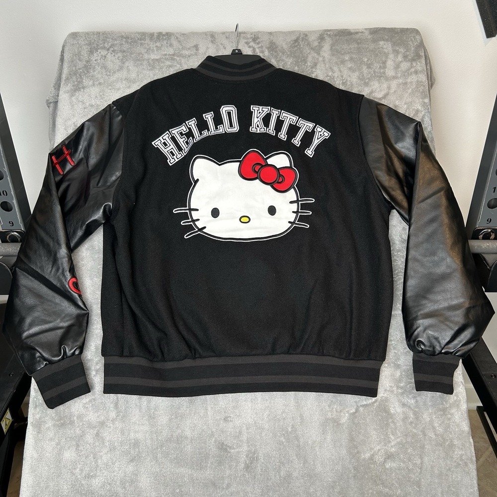 HELLO KITTY BOMBER JACKET SIZE LARGE UNISEX COLO BLACK/GRAY